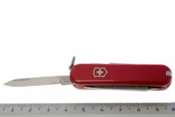 Victorinox Signature Rouge 0.6225 Couteau Suisse -Lames Aventure VT 06225 04 victorinox signature rood vt06225 d4