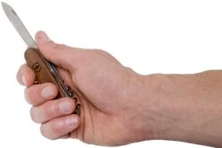 Victorinox Huntsman Bois 1.3711.63 Couteau Suisse -Lames Aventure VT1 3711 63 05 victorinox